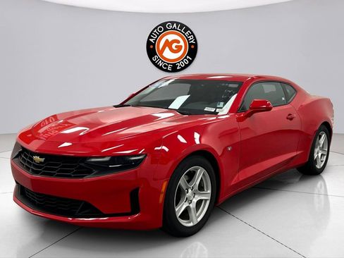 Used 2023 Chevrolet Camaro LT RWD image 3