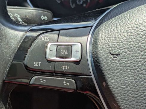 Used 2021 Volkswagen Jetta R-Line FWD image 22
