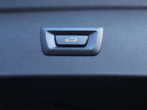 New 2026 BMW iX xDrive45 AWD/4WD image 19