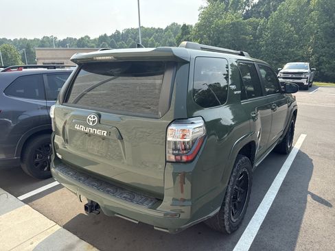 Used 2022 Toyota 4Runner TRD Sport RWD image 7