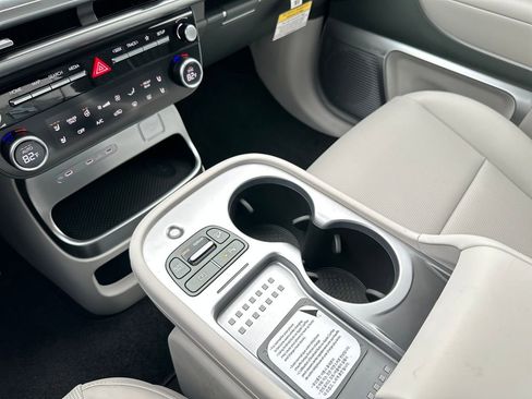 New 2026 Hyundai Ioniq 9 Calligraphy image 11