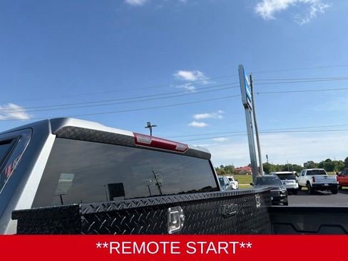Used 2024 Chevrolet Silverado 1500 LT AWD/4WD image 18