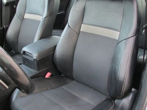 Used 2012 Toyota Camry SE image 10