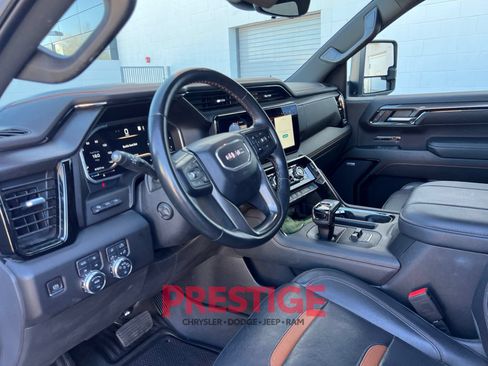 Used 2023 GMC Sierra 1500 AT4 w/ AT4 Premium Package AWD/4WD image 39
