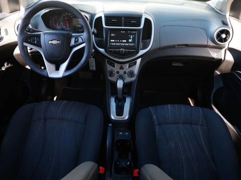 Used 2017 Chevrolet Sonic LT image 41