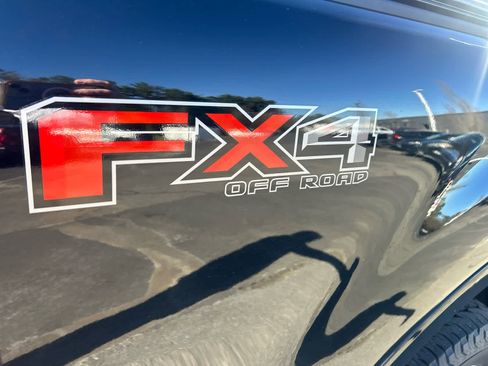 Used 2022 Ford Ranger Lariat w/ FX4 Off-Road Package AWD/4WD image 6