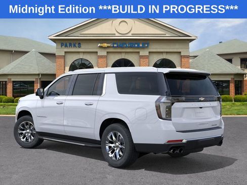 New 2026 Chevrolet Suburban Premier AWD/4WD image 5