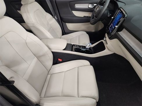 New 2026 Volvo XC40 B5 Plus w/ Protection Package Premier image 3