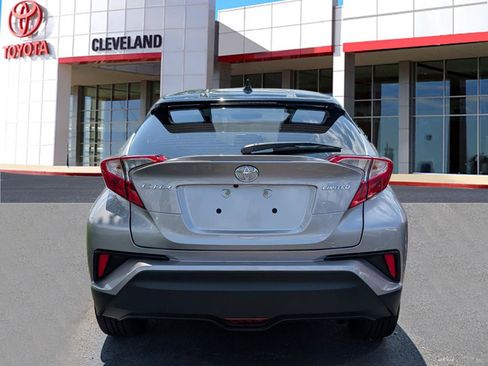 Used 2019 Toyota C-HR Limited FWD image 6