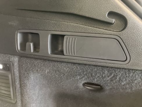 Used 2021 Audi Q5 Premium Plus w/ Premium Plus Package image 35