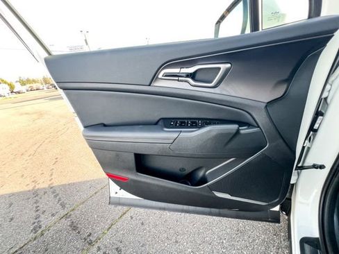 New 2026 Kia Sportage EX AWD/4WD image 18