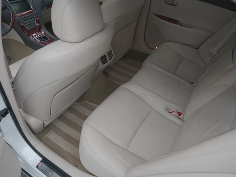 Used 2011 Lexus ES 350 w/ Preferred Accessory Package image 14