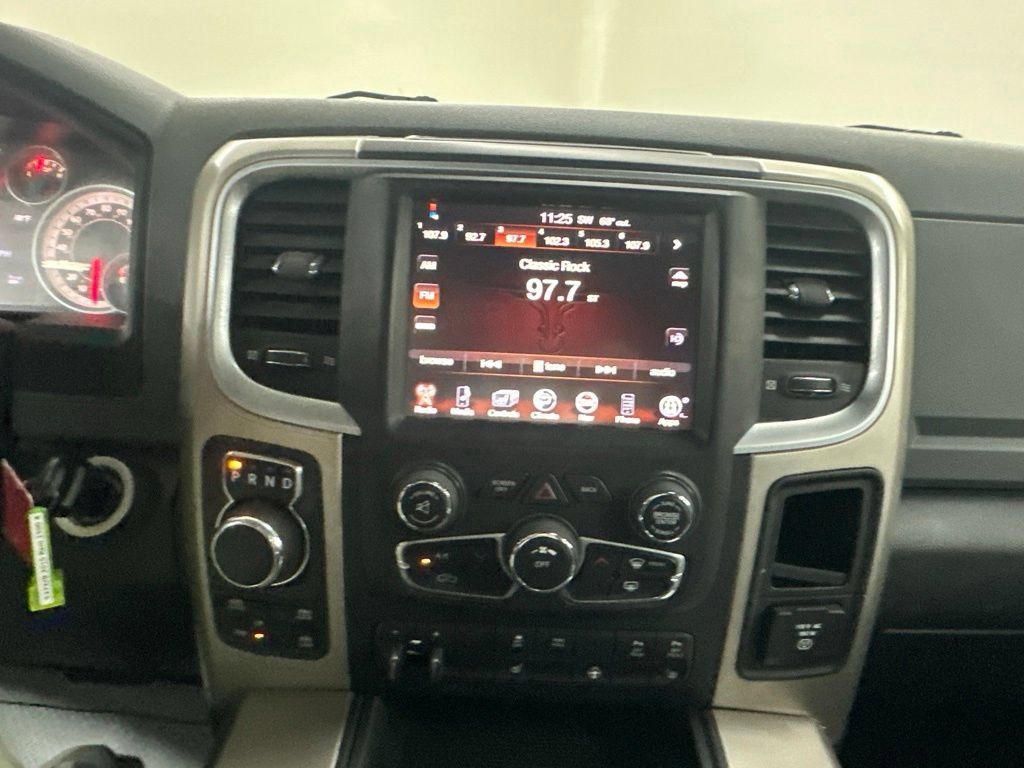 Used 2015 RAM 1500 Big Horn AWD/4WD image 44