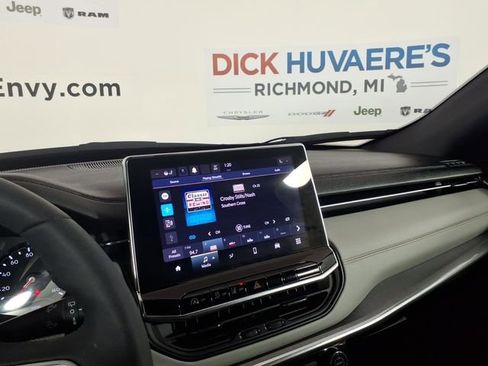 Used 2023 Jeep Compass Limited image 24