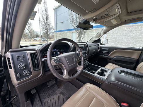 Used 2017 GMC Sierra 1500 Denali w/ Denali Ultimate Package image 10