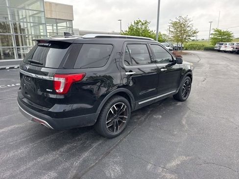 Used 2016 Ford Explorer Limited w/ Equipment Group 301A AWD/4WD image 8