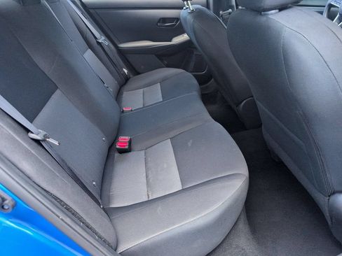 Used 2025 Nissan Sentra SV FWD image 29