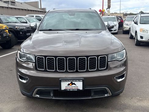 Used 2017 Jeep Grand Cherokee Limited AWD/4WD image 2