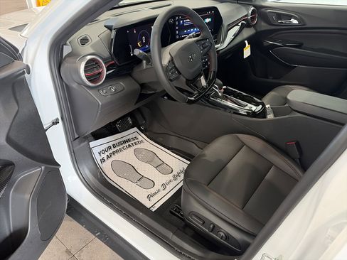 New 2026 Chevrolet Trax RS w/ Driver Confidence Package image 14