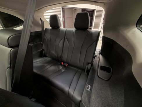 Used 2022 Acura MDX SH-AWD image 8