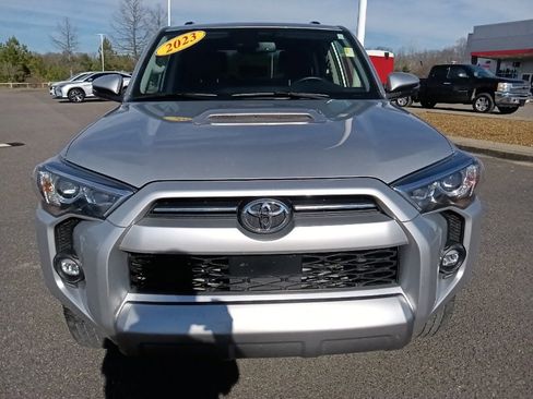 Used 2023 Toyota 4Runner TRD Off-Road Premium image 8