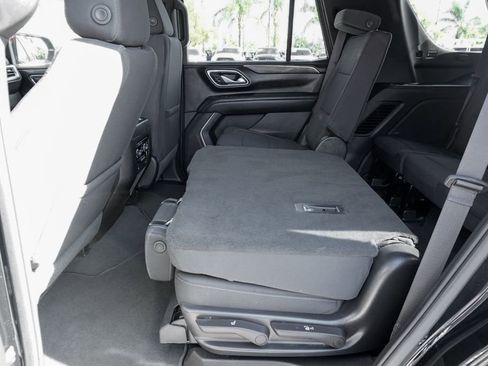 Used 2023 Chevrolet Tahoe LS image 35