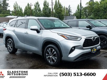 Used 2022 Toyota Highlander XLE