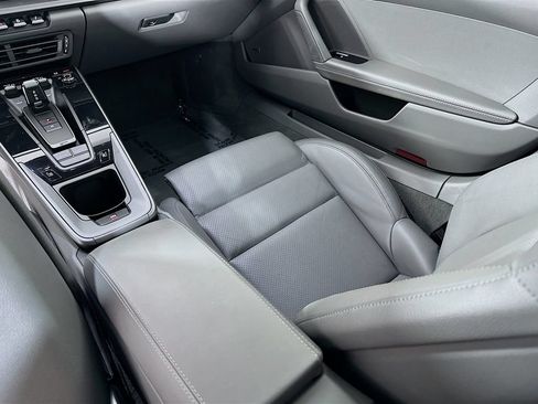 Certified 2020 Porsche 911 Carrera RWD image 25