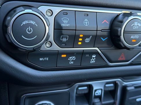 New 2026 Jeep Wrangler Unlimited Rubicon 392 image 58