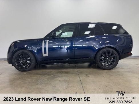 Used 2023 Land Rover Range Rover SE image 4