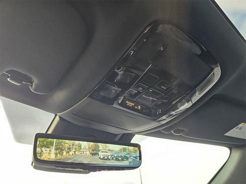 Used 2026 Lexus RX 450h Luxury w/ Convenience Package image 35