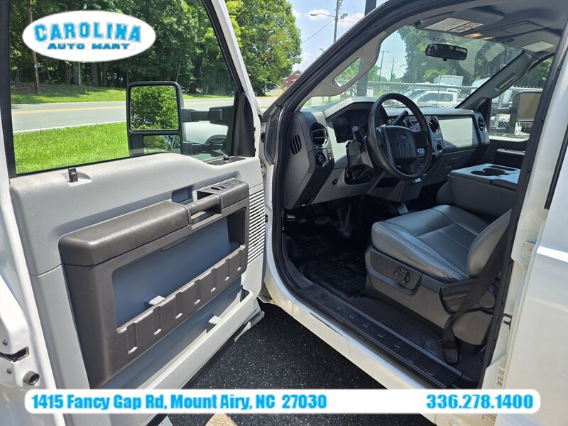 Used 2015 Ford F250 XL w/ Power Equipment Group AWD/4WD image 4