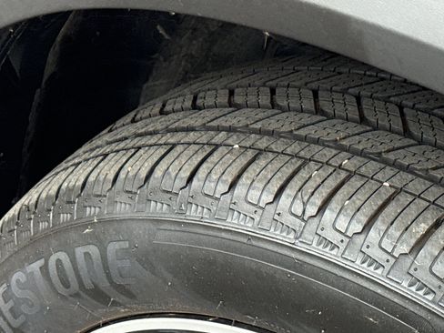 Certified 2023 Nissan Rogue SL w/ SL Premium Package image 10