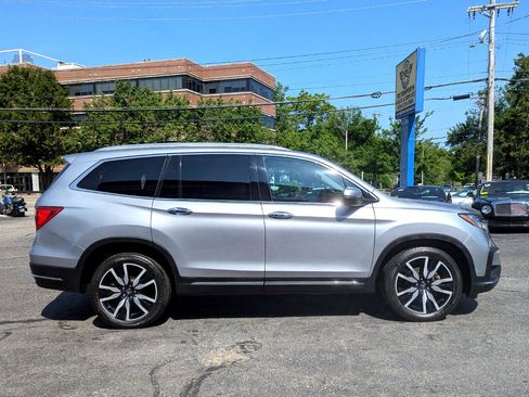 Used 2019 Honda Pilot Touring image 6