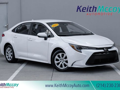 Used 2023 Toyota Corolla LE FWD image 1