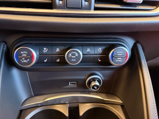 New 2026 Alfa Romeo Stelvio Sprint AWD/4WD image 19