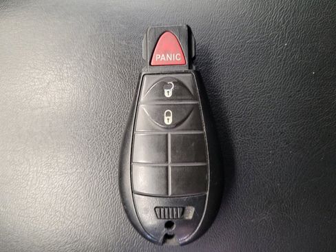 Used 2019 Jeep Cherokee Latitude w/ Popular Appearance Group image 32