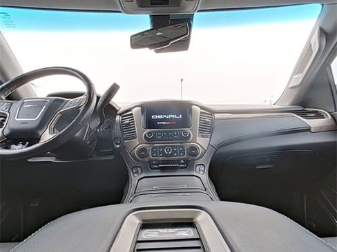 Used 2017 GMC Yukon XL Denali w/ Open Road Package image 27