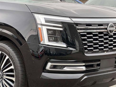 New 2025 Nissan Armada Platinum Reserve image 8