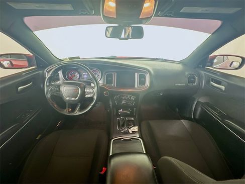 Used 2017 Dodge Charger R/T Scat Pack image 10