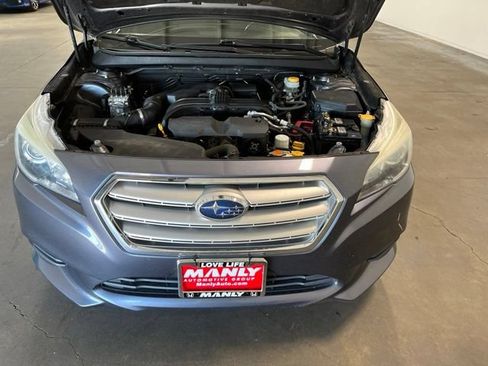 Used 2016 Subaru Legacy 2.5i Premium w/ Moonroof Package AWD/4WD image 9
