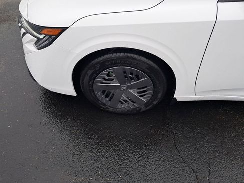 New 2026 Nissan Sentra SV w/ Floor Mat Package FWD image 28