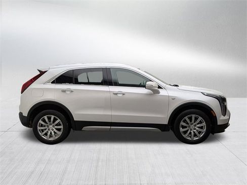 Used 2023 Cadillac XT4 Premium Luxury w/ Cold Weather Package image 4