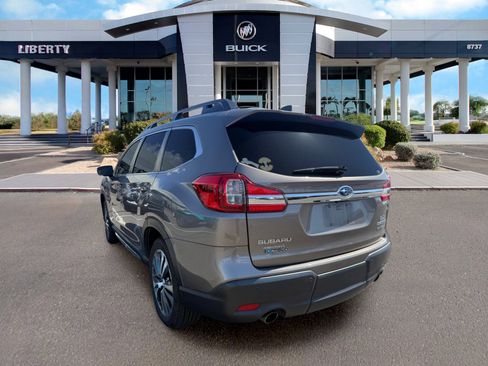 Used 2022 Subaru Ascent Limited w/ Technology Package AWD/4WD image 3