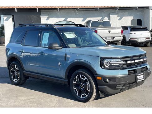 Used 2022 Ford Bronco Sport Outer Banks image 8