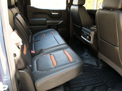 Used 2019 GMC Sierra 1500 AT4 w/ AT4 Premium Package AWD/4WD image 44