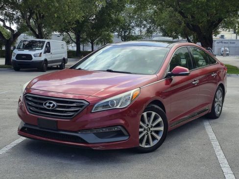 Used 2016 Hyundai Sonata Limited w/ Option Group 04 FWD image 1