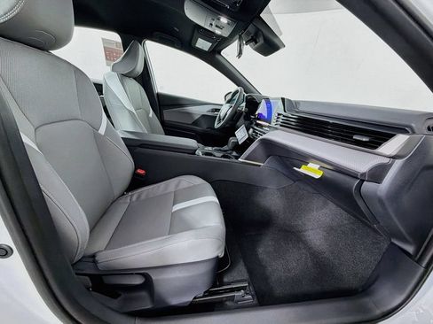 New 2026 Toyota Camry SE FWD image 27