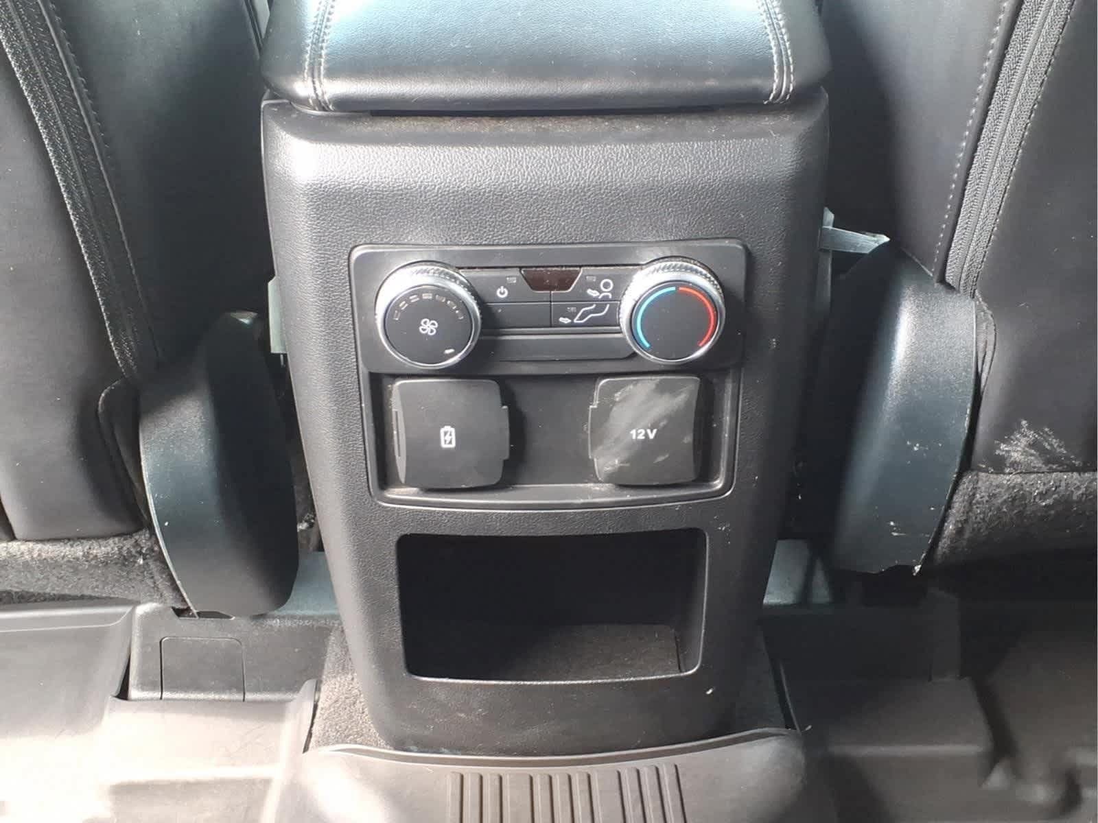 Used 2021 Ford Explorer XLT w/ Equipment Group 202A AWD/4WD image 30