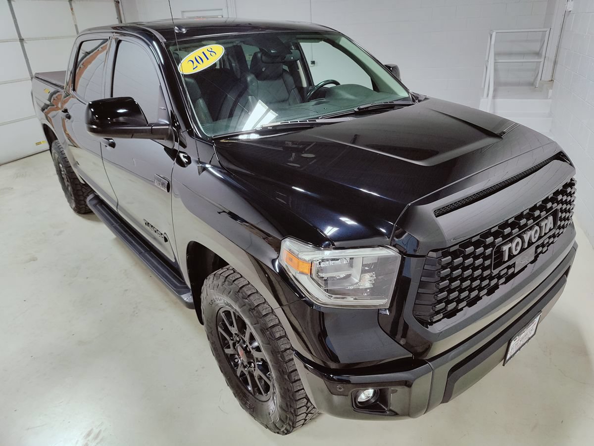 Used 2018 Toyota Tundra Limited w/ Limited Premium Package AWD/4WD image 2